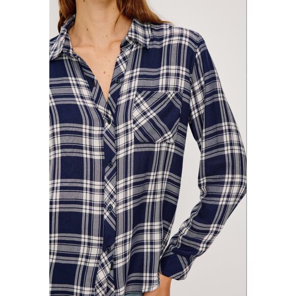 Rails Hunter Button Down Shirt Midnight Cobalt Indigo Blue Medium M EUC - Picture 1 of 9